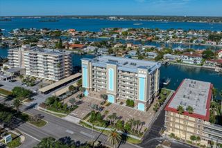 125 ISLAND WAY 402, Clearwater Beach, FL 33767