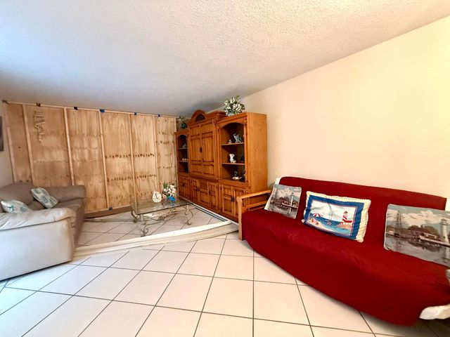 101 Briny Avenue 409, Pompano Beach, FL 33062