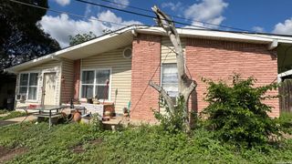 502 EARLYWAY DR, San Antonio, TX 78233