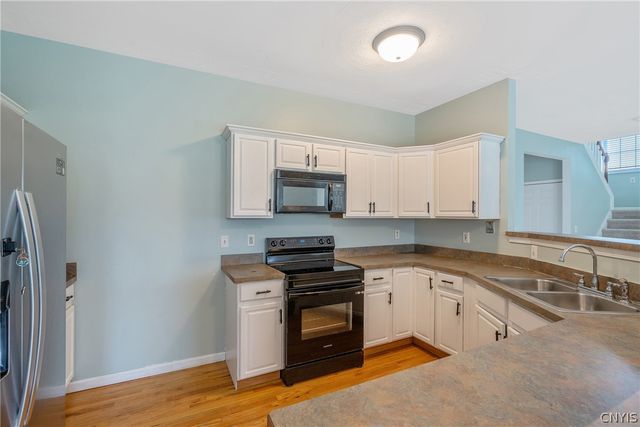 4702 Manor Hill Drive, Onondaga, NY 13215