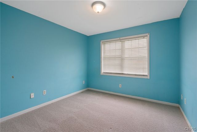 4702 Manor Hill Drive, Onondaga, NY 13215