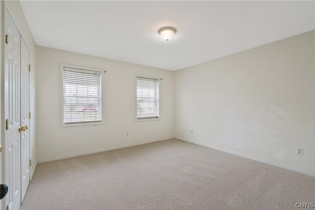 4702 Manor Hill Drive, Onondaga, NY 13215