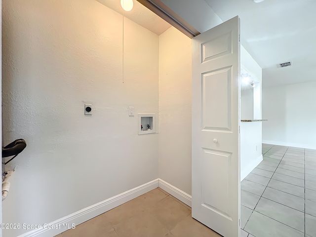 1399 Mariposa Drive NE, Palm Bay, FL 32905