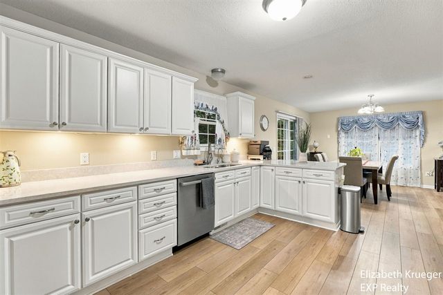 4550 Blacktail Avenue, Portage, MI 49002