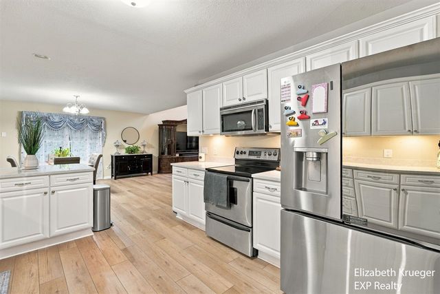 4550 Blacktail Avenue, Portage, MI 49002
