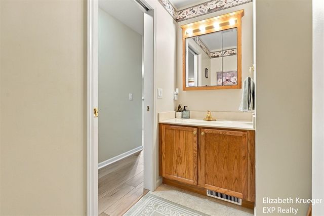 4550 Blacktail Avenue, Portage, MI 49002
