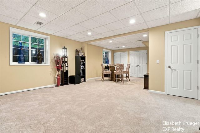 4550 Blacktail Avenue, Portage, MI 49002