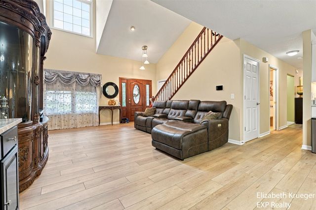 4550 Blacktail Avenue, Portage, MI 49002