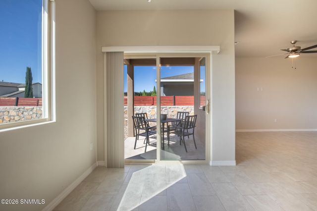 2955 Aragon Avenue, Las Cruces, NM 88007