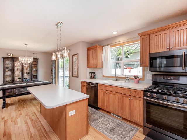 5142 Waterbury Road, Mound, MN 55364