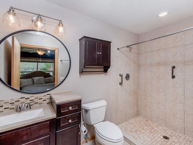 5142 Waterbury Road, Mound, MN 55364