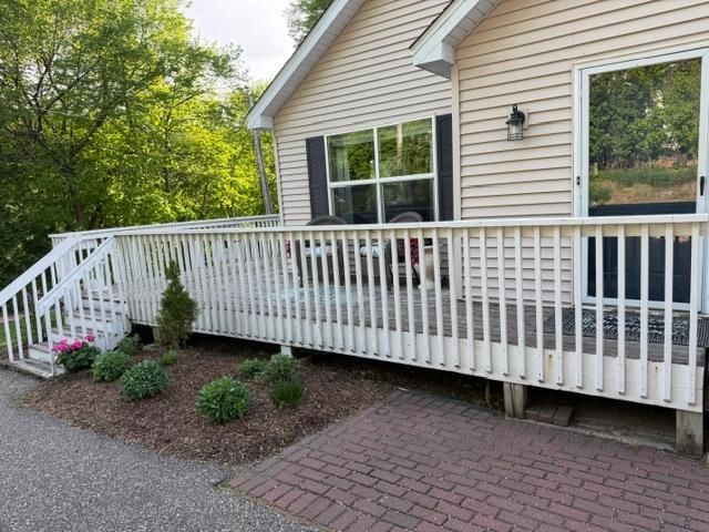 5142 Waterbury Road, Mound, MN 55364