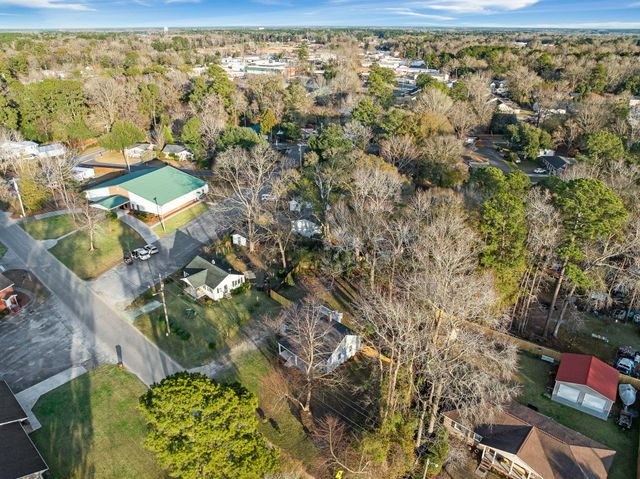 208 Newell Street, Moncks Corner, SC 29461