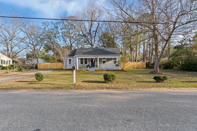 208 Newell Street, Moncks Corner, SC 29461
