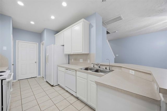 16119 Sandy Path Lane, Houston, TX 77084