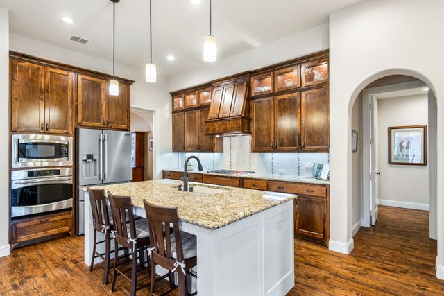 4111 Broadmoor Way, Frisco, TX 75033