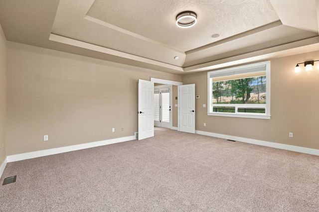 6726 S Shelby Ridge St, Spokane, WA 99224