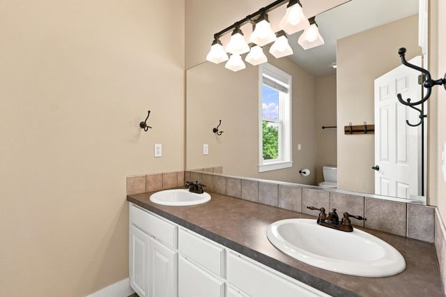 6726 S Shelby Ridge St, Spokane, WA 99224