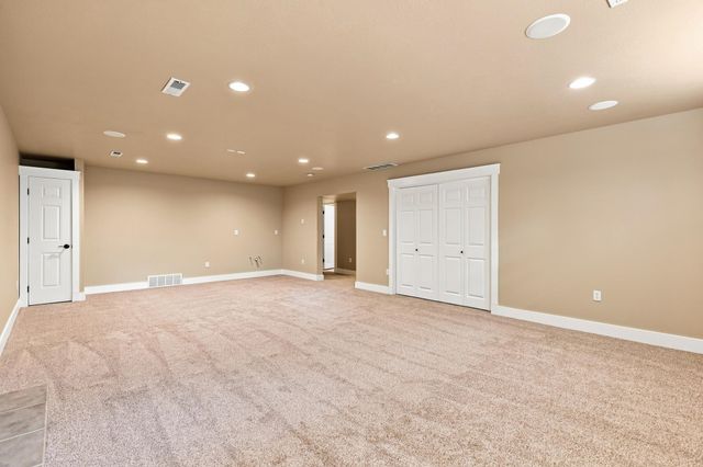 6726 S Shelby Ridge St, Spokane, WA 99224