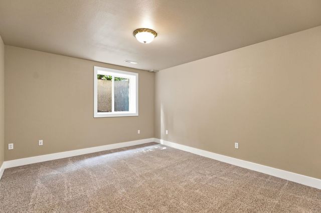 6726 S Shelby Ridge St, Spokane, WA 99224
