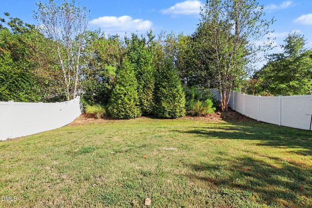 1004 Bellewood Park Drive, Angier, NC 27501