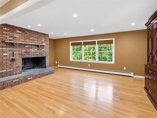 380 Snake Hill Road, Burrillville, RI 02830