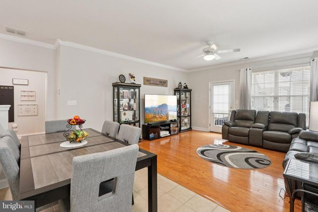 26 SHELLY ST, Sicklerville, NJ 08081