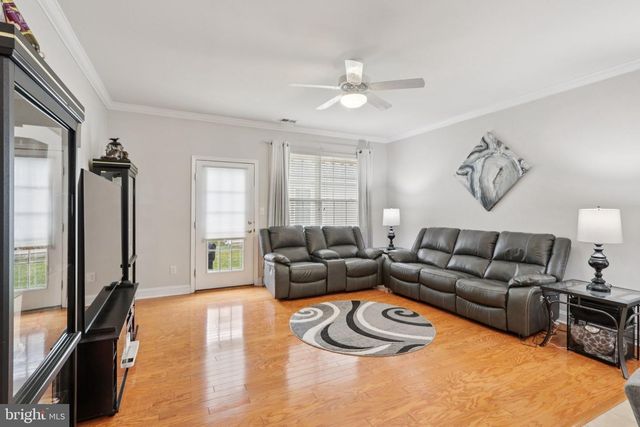 26 SHELLY ST, Sicklerville, NJ 08081