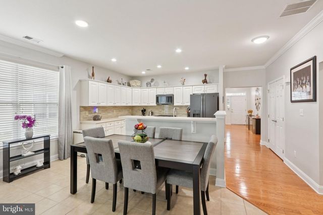 26 SHELLY ST, Sicklerville, NJ 08081