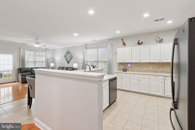 26 SHELLY ST, Sicklerville, NJ 08081