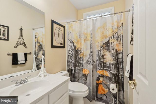 26 SHELLY ST, Sicklerville, NJ 08081