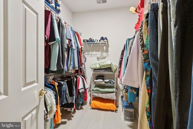 26 SHELLY ST, Sicklerville, NJ 08081