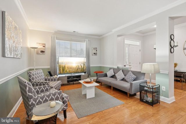 26 SHELLY ST, Sicklerville, NJ 08081