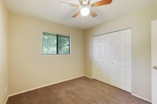 5580 Foothill Rd, Rocklin, CA 95677