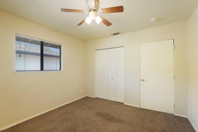 5580 Foothill Rd, Rocklin, CA 95677