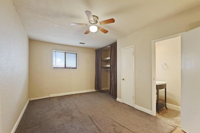 5580 Foothill Rd, Rocklin, CA 95677