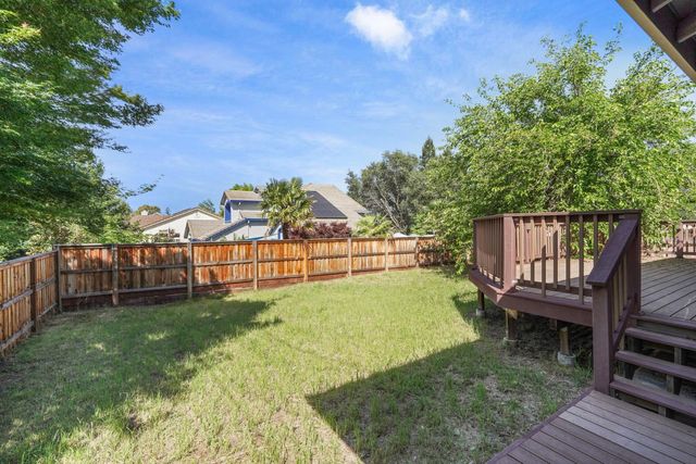 5580 Foothill Rd, Rocklin, CA 95677