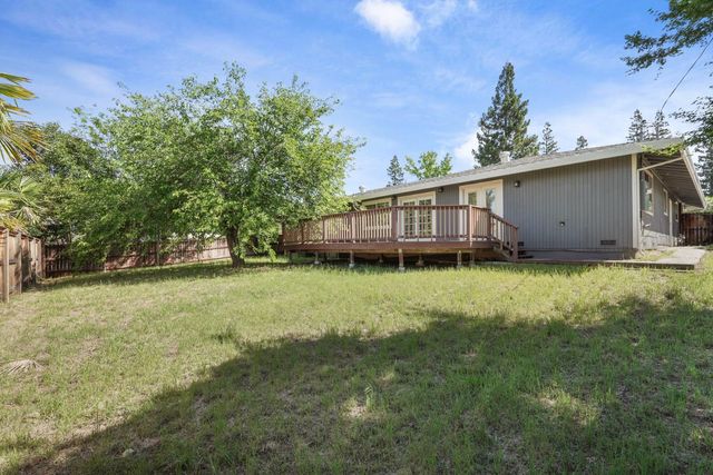 5580 Foothill Rd, Rocklin, CA 95677