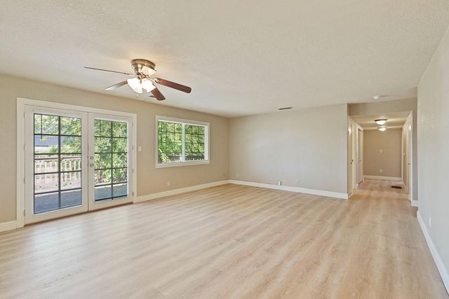 5580 Foothill Rd, Rocklin, CA 95677