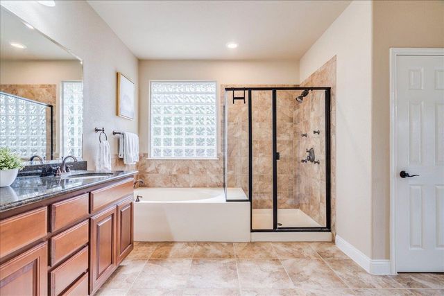 406 Ledge Stone DR, Austin, TX 78737