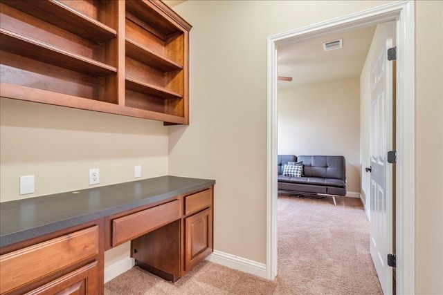 406 Ledge Stone DR, Austin, TX 78737