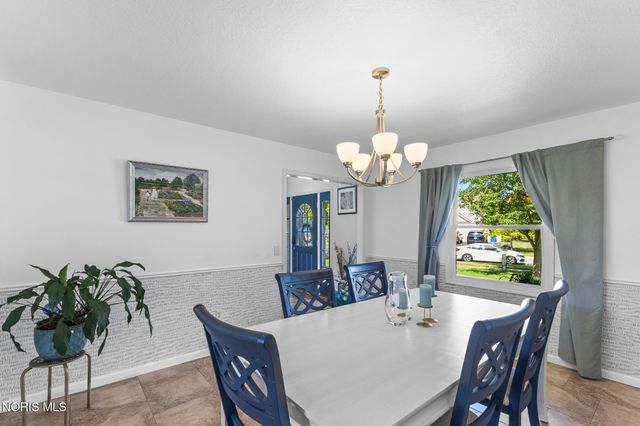 5923 Brown Lane, Sylvania, OH 43560
