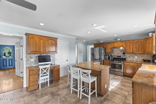 5923 Brown Lane, Sylvania, OH 43560