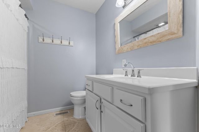 5923 Brown Lane, Sylvania, OH 43560