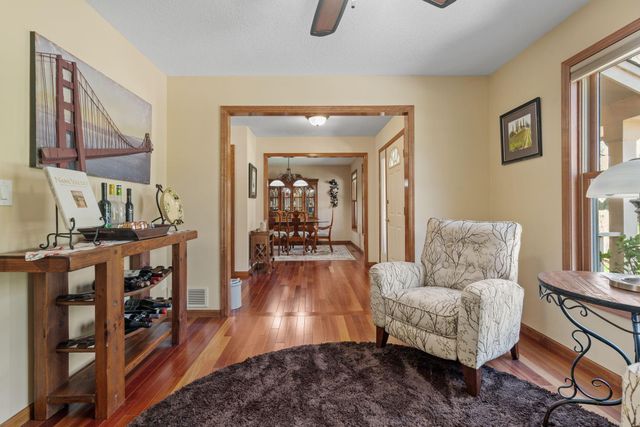 3648 Mount Vernon Lane, Woodbury, MN 55129