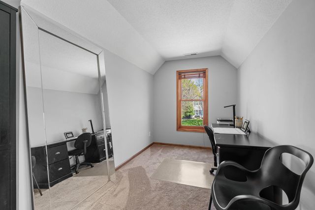 3648 Mount Vernon Lane, Woodbury, MN 55129