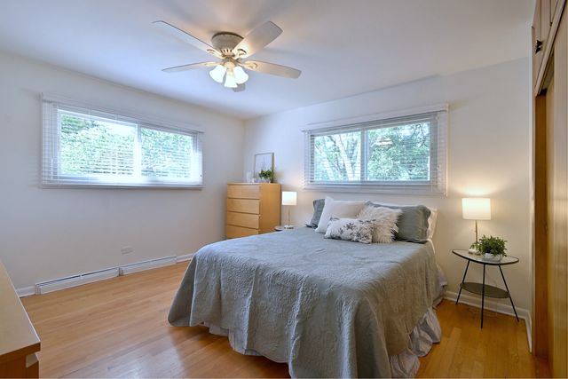 286 S Boyd Avenue, Elmhurst, IL 60126