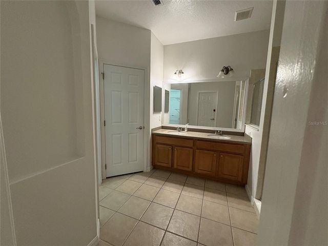 9422 MYRTLE CREEK LANE 816, Orlando, FL 32832