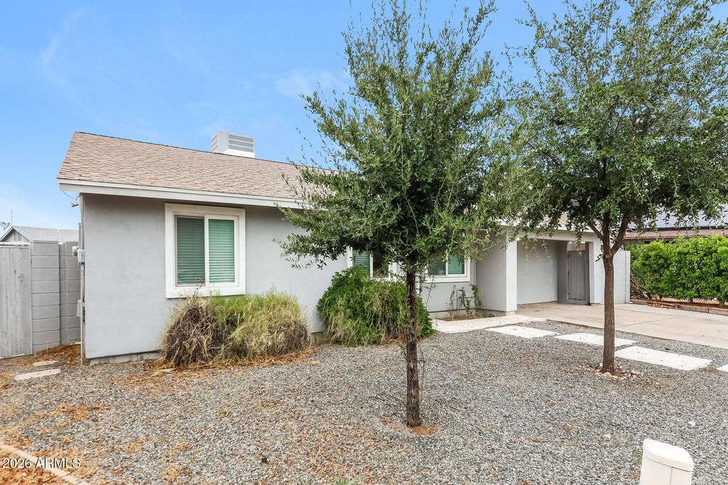3116 W VILLA RITA Drive, Phoenix, AZ 85053 — photo 2
