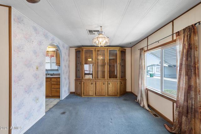 2701 E UTOPIA Road 6, Phoenix, AZ 85050